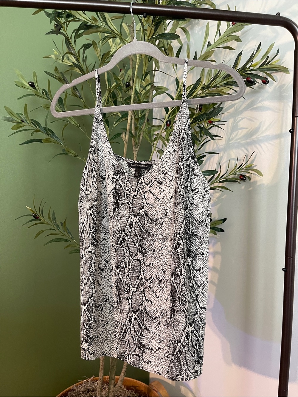 Banana Republic Snake-Print Satin Cami in Black and White